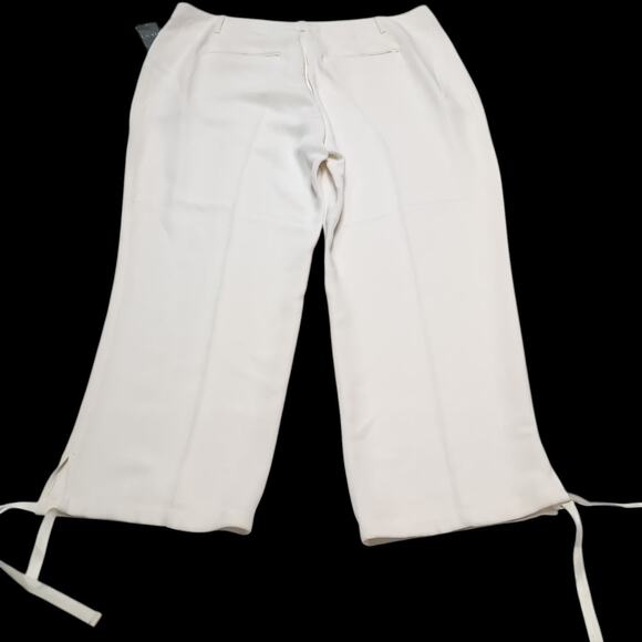 LRL Ralph Lauren Elevated Crop Pants Womens Plus Size 14W Cream Pockets NEW NWT - Picture 3 of 14